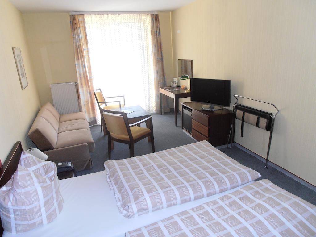 Hotel am Deister Barsinghausen Zimmer foto