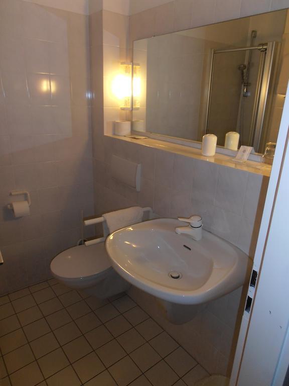 Hotel am Deister Barsinghausen Zimmer foto